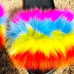 💜Real fur slides 100% raccoon fur💜 Colors are amazing💜supper fluffy💜
